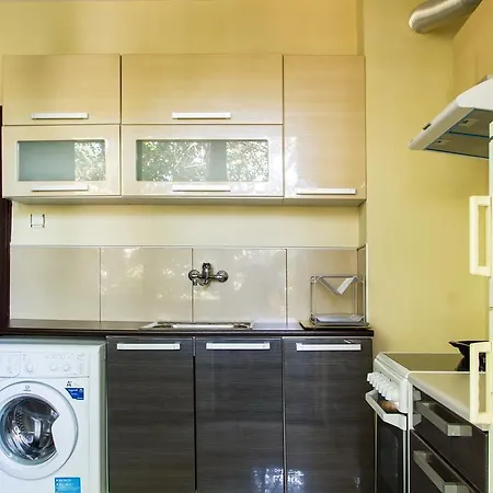 Apartment Lovely Spacious 2 Bedroom Downtown