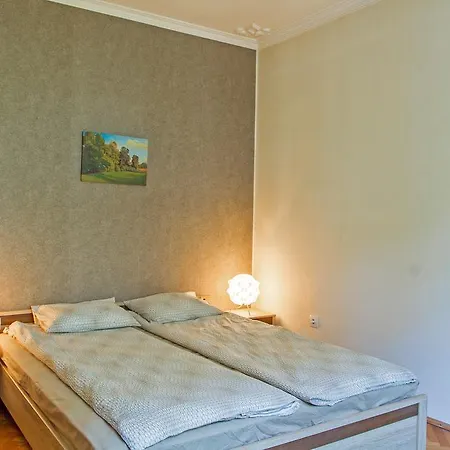 Apartment Lovely Spacious 2 Bedroom Downtown Sofia